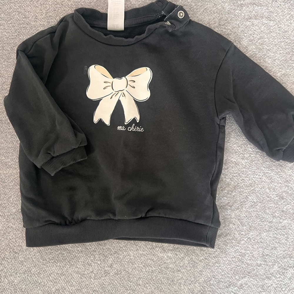 H&M Black Sweatshirt with Cream Bow